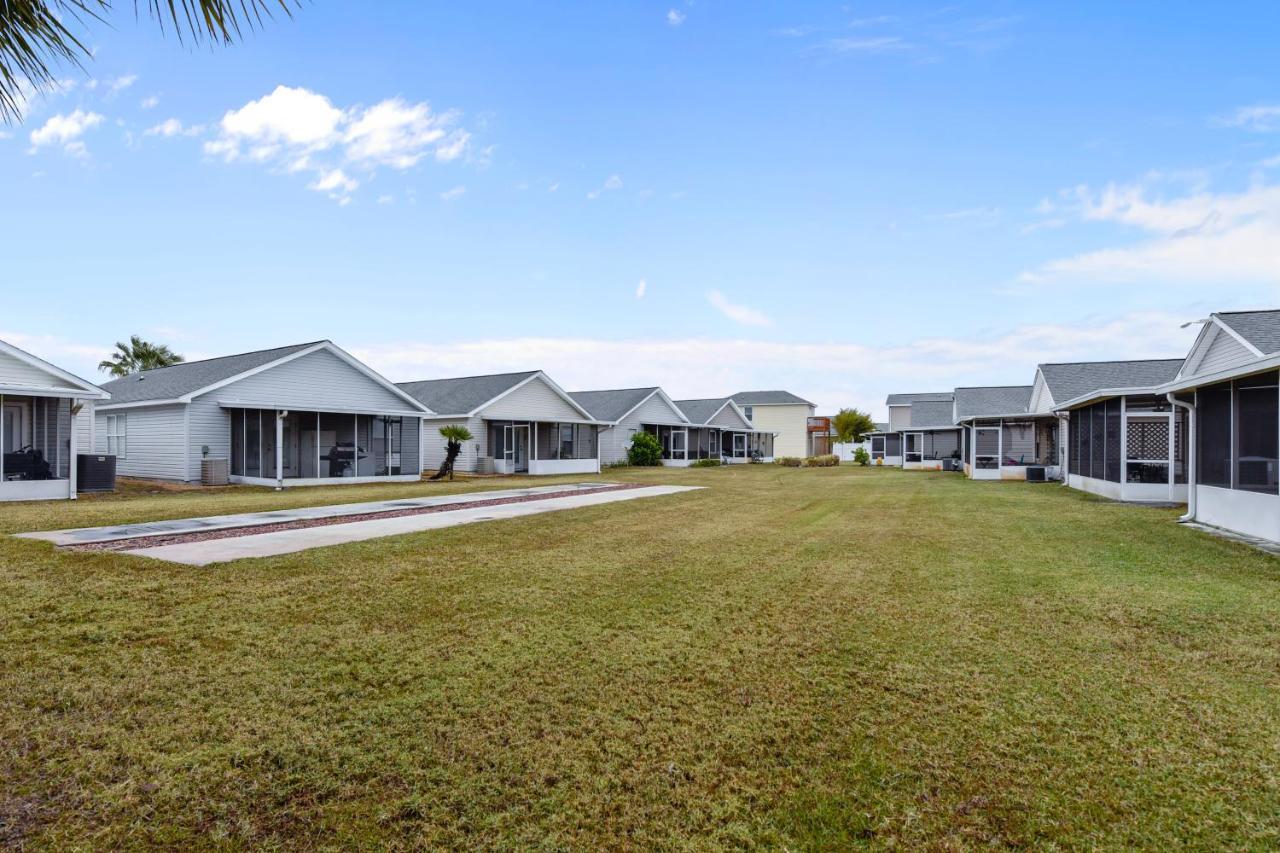 Willows Beach Retreat By Book That Condo Holiday home *